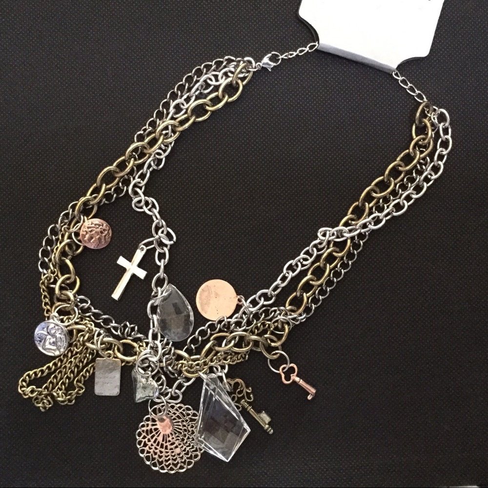 CHARM NECKLACE ⭐️ BUNDLE 3 FOR $18⭐️